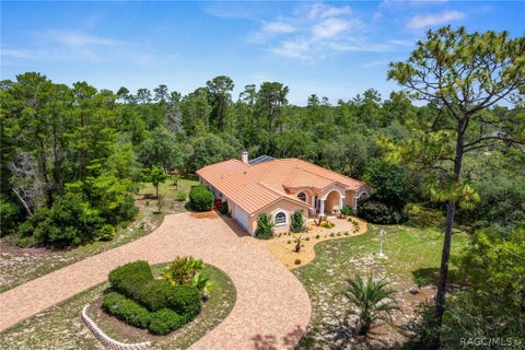 Homes For Sale - 4525 W Alamo Drive<br/> Beverly Hills, FL 34465