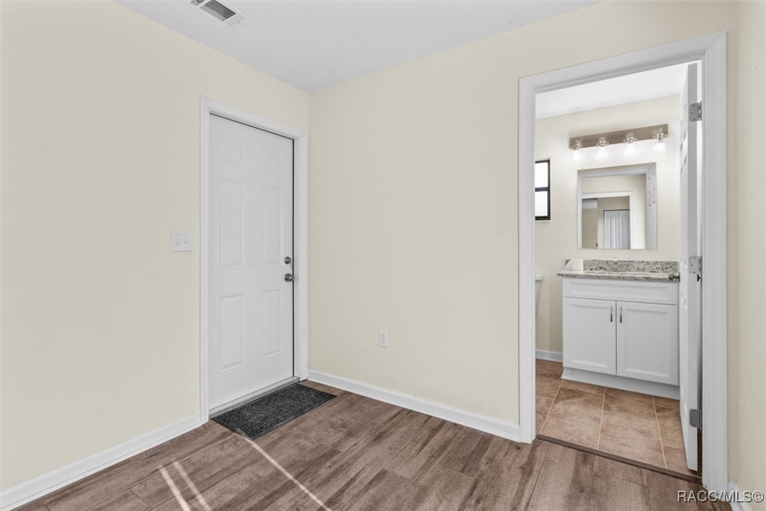 10655 N Party Avenue, Dunnellon, New York image 46