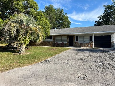 A home in Crystal River