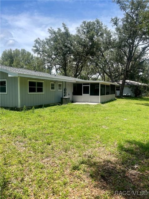 A home in Citrus Springs