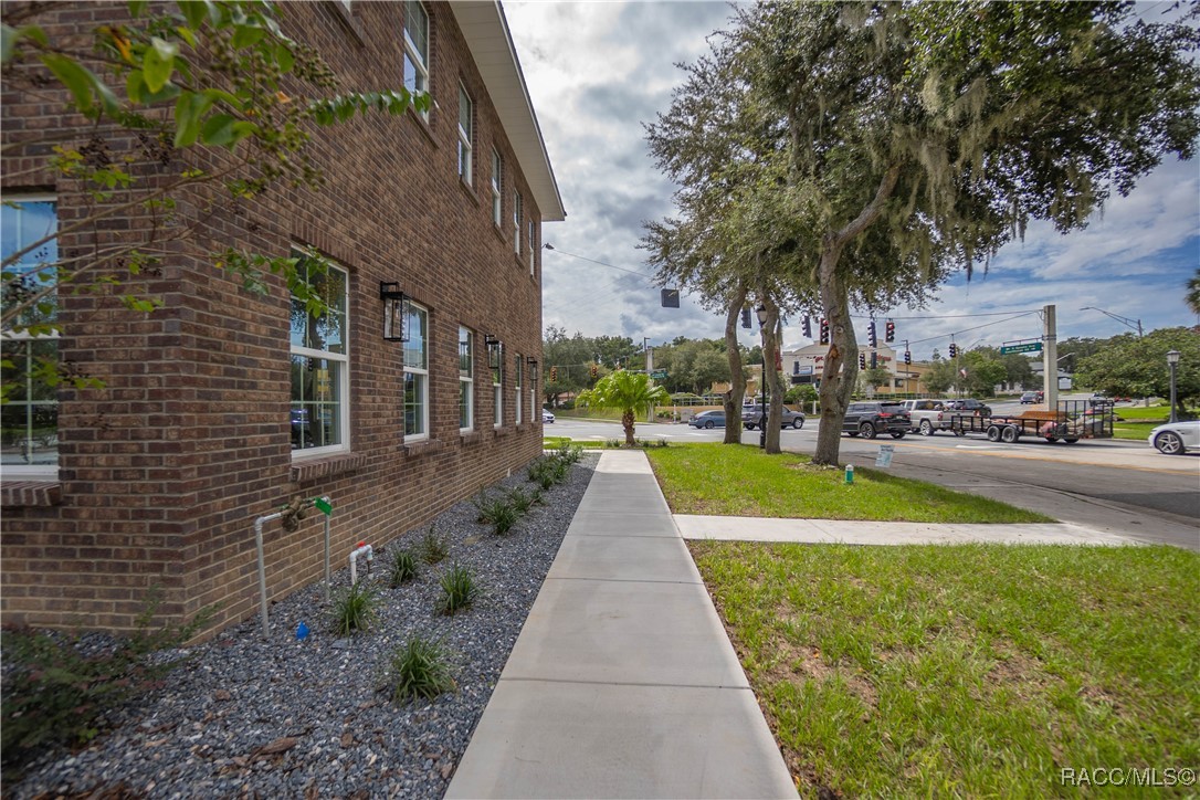 101 Courthouse Square