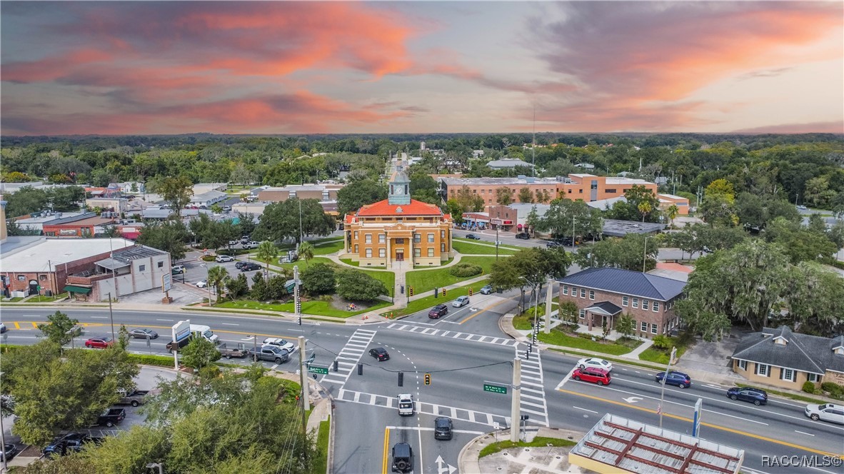101 Courthouse Square