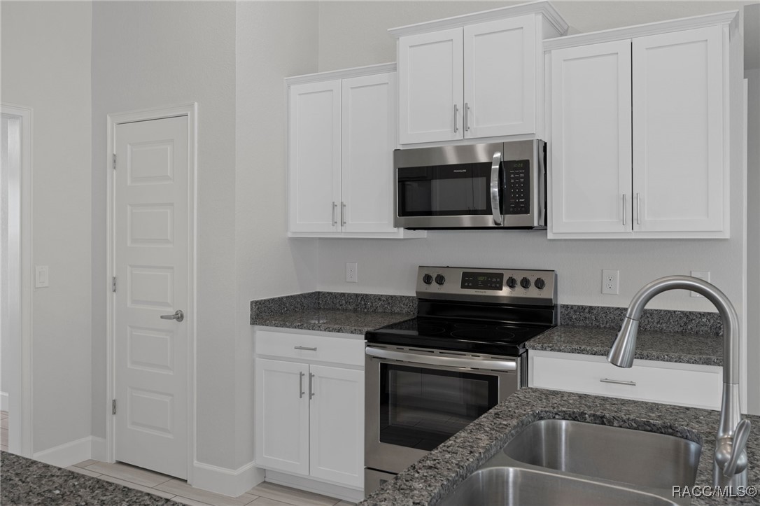 3256 W Brazilnut Road, Beverly Hills, Florida image 18