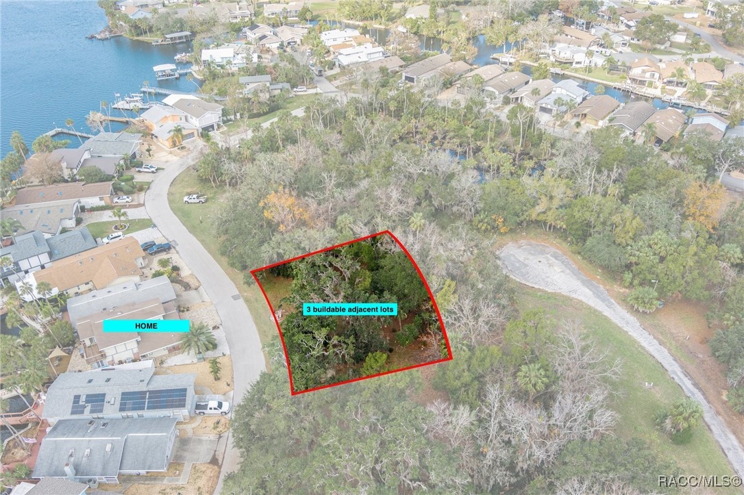 5248 S Riverview Circle, Homosassa, New York image 2