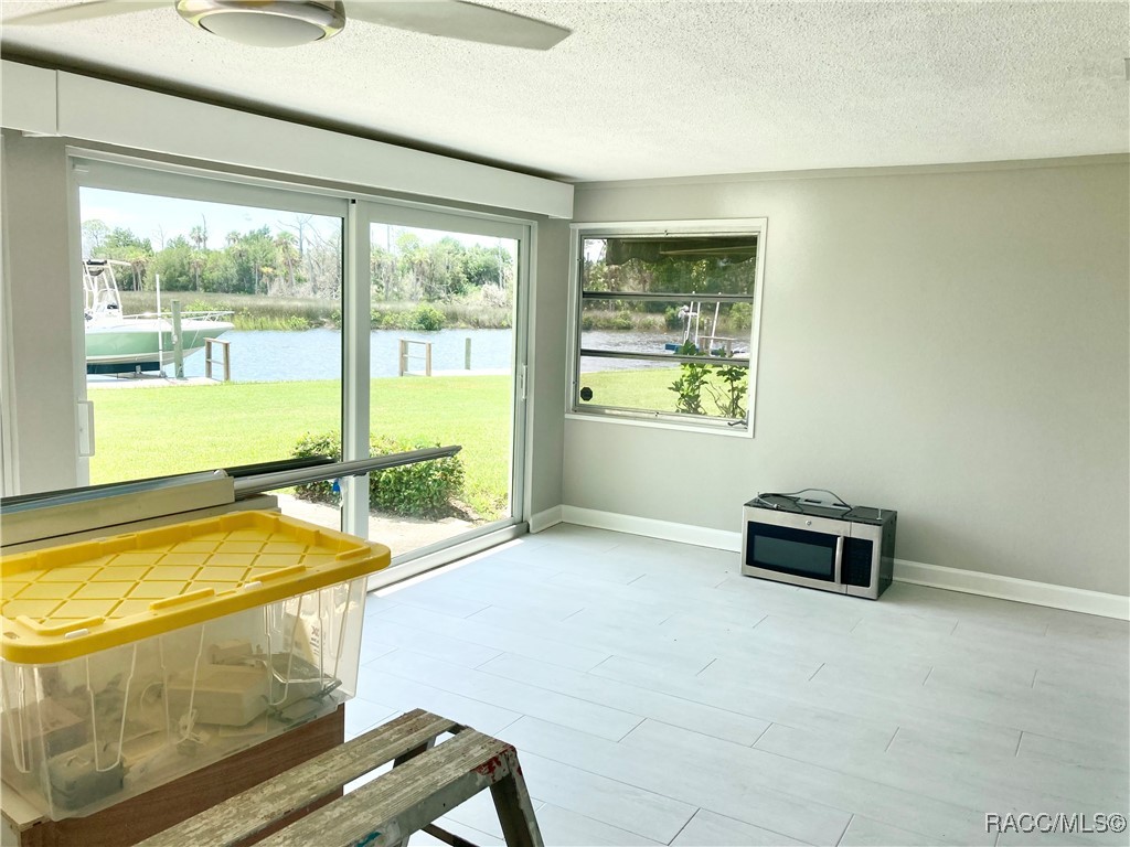 11646 W Bayshore Drive, Crystal River, Florida image 20