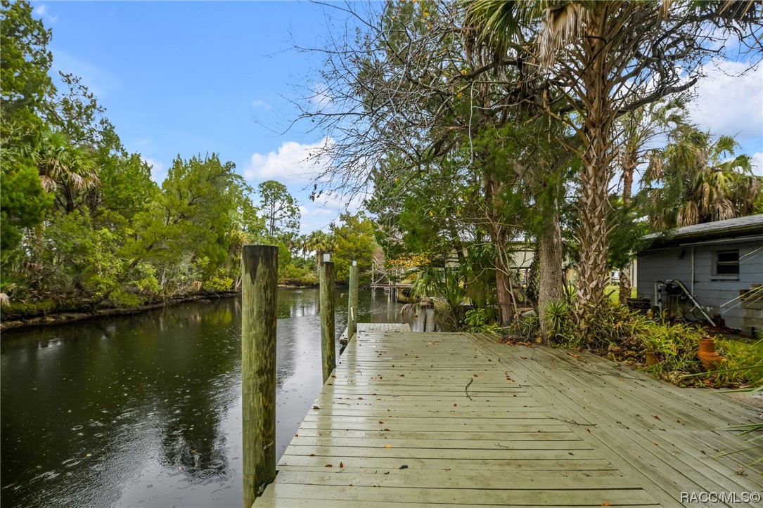 8 Palm Drive, Yankeetown, Florida image 32