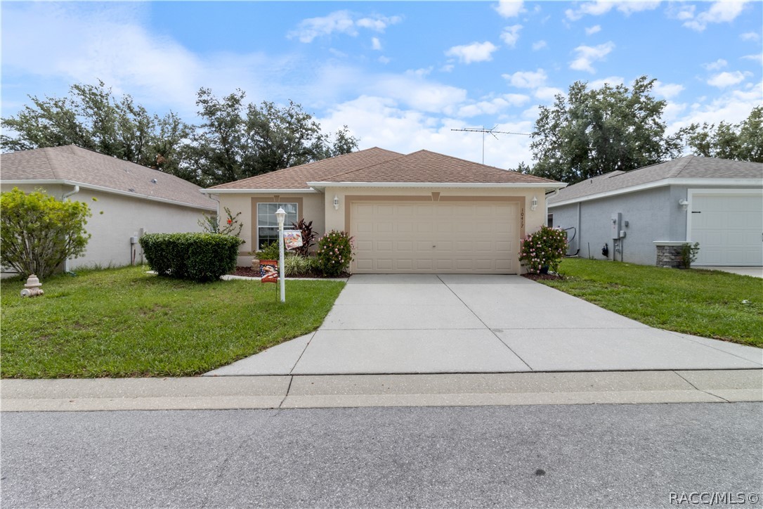 10417 S Drew Bryant Circle, Floral City, Florida image 2