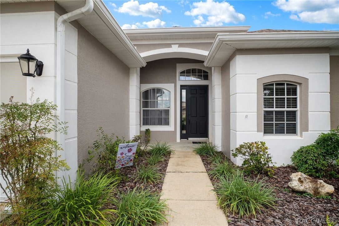 5648 W Hunters Ridge Circle