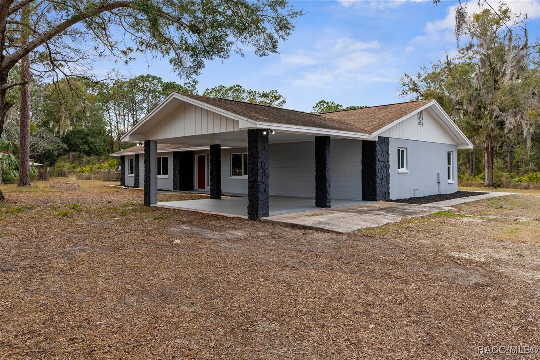 3230 N Quarterhorse Terrace, Crystal River, Florida image 2