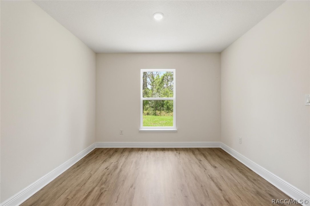 3324 W Gainesville Drive