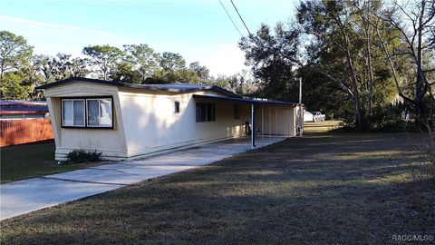 A home in Floral City