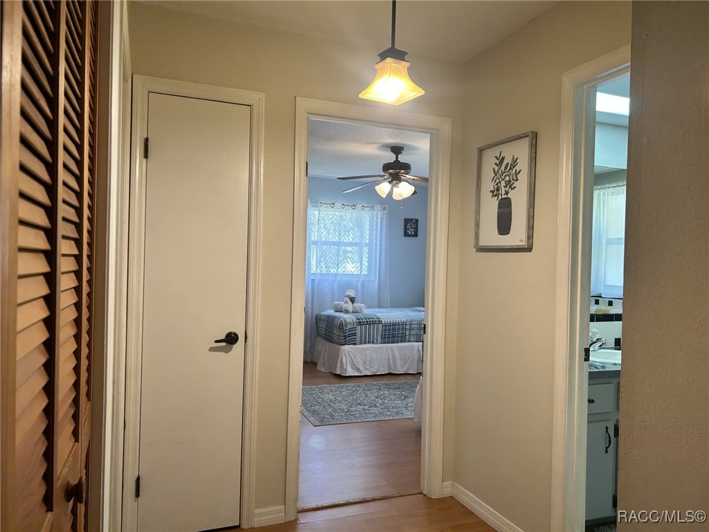 9402 E Southgate Drive, Inverness, New York image 16