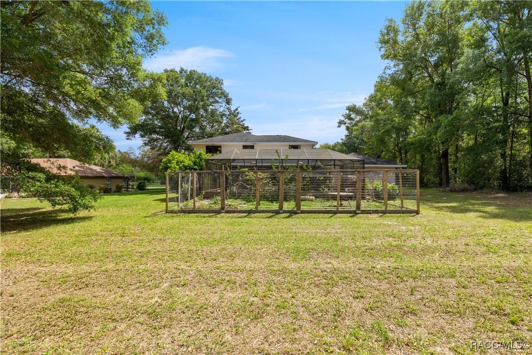 8210 N Golfview Drive, Citrus Springs, Florida image 6