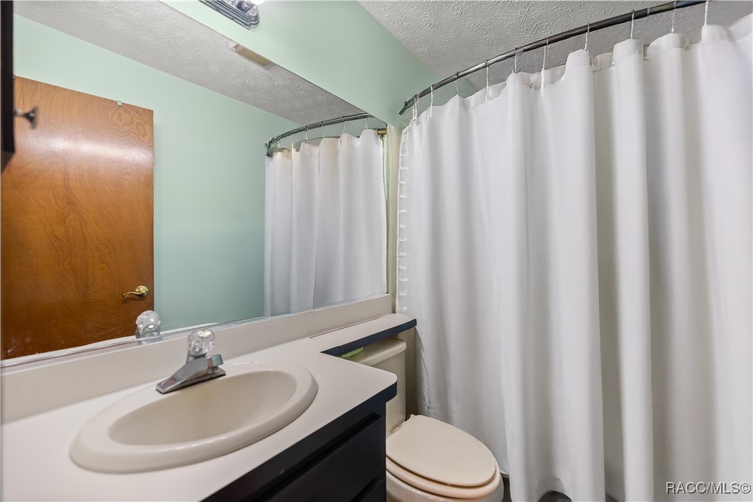 8210 N Golfview Drive, Citrus Springs, Florida image 32