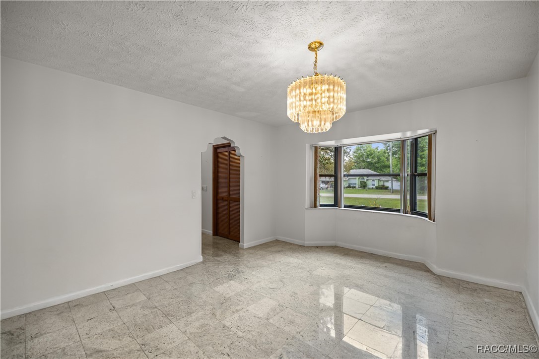 8210 N Golfview Drive, Citrus Springs, Florida image 13