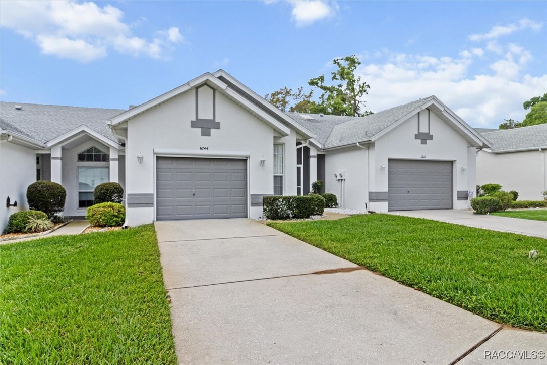 6744 E Kingsbury Lane, Inverness, Florida image 2
