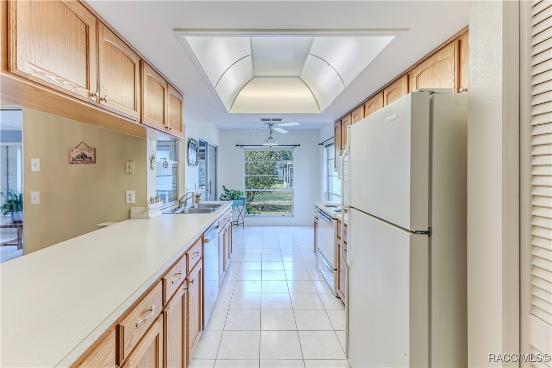 6172 Prestwick Court, Spring Hill, New York image 13