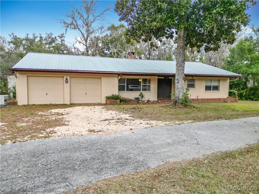 1740 N Squirrel Tree Avenue, Lecanto, Florida image 20