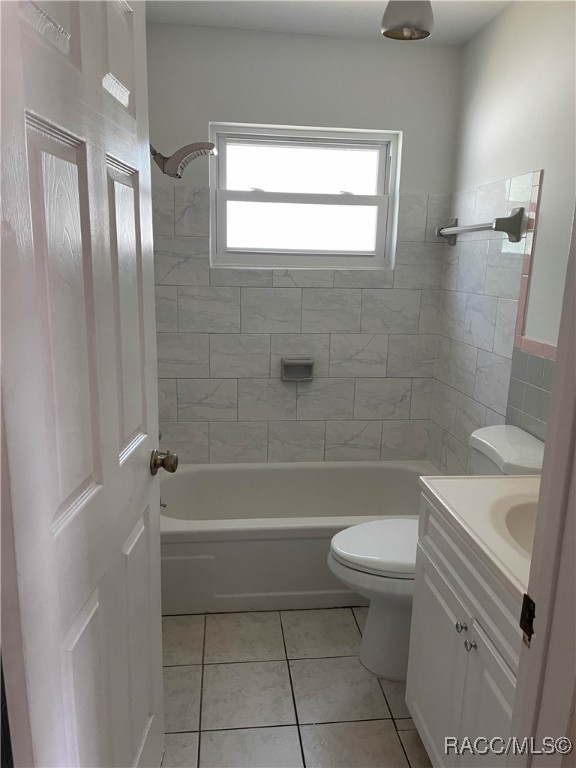 19 S Davis Street #612, Beverly Hills, New York image 13