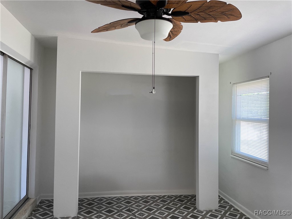 19 S Davis Street #612, Beverly Hills, New York image 15