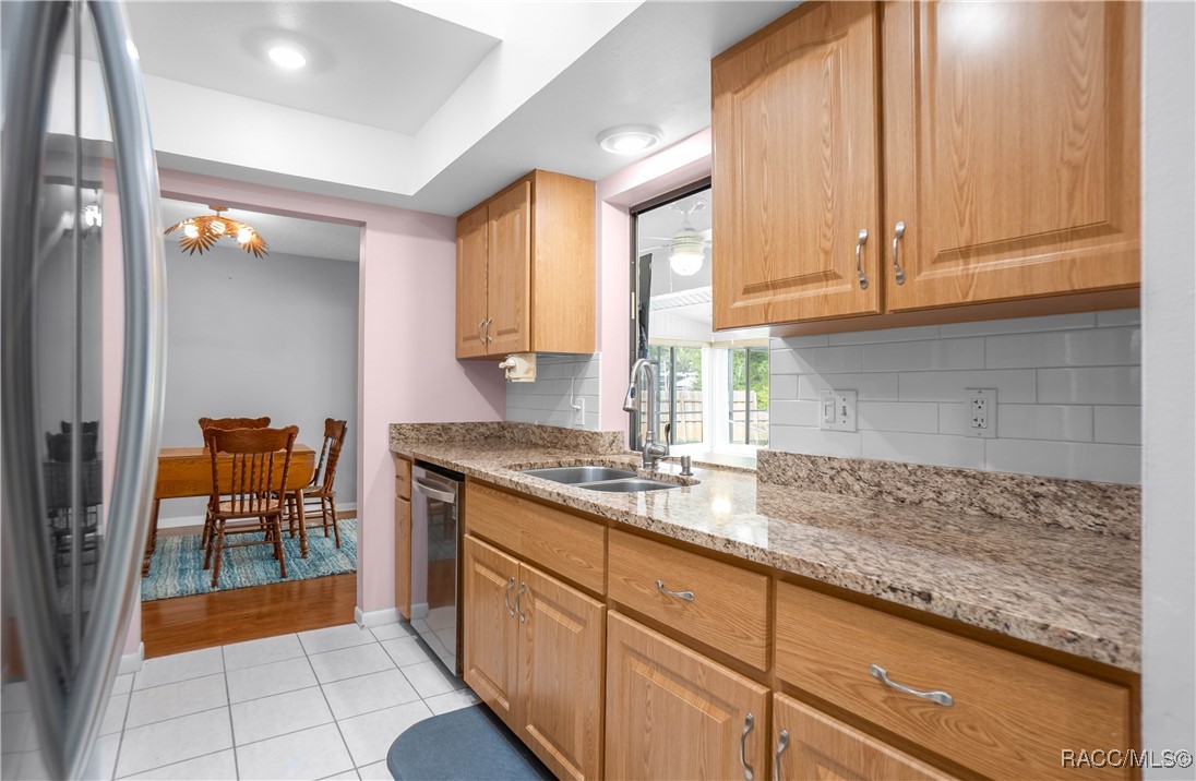 70 Douglas Street, Homosassa, Florida image 13