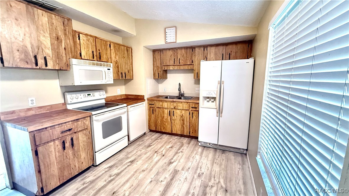 3803 S Sandpiper Terrace #D7, Homosassa, New York image 3