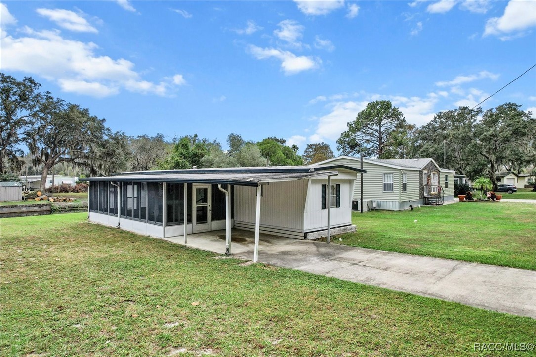 10131 E Bass Circle, Inverness, Florida image 13