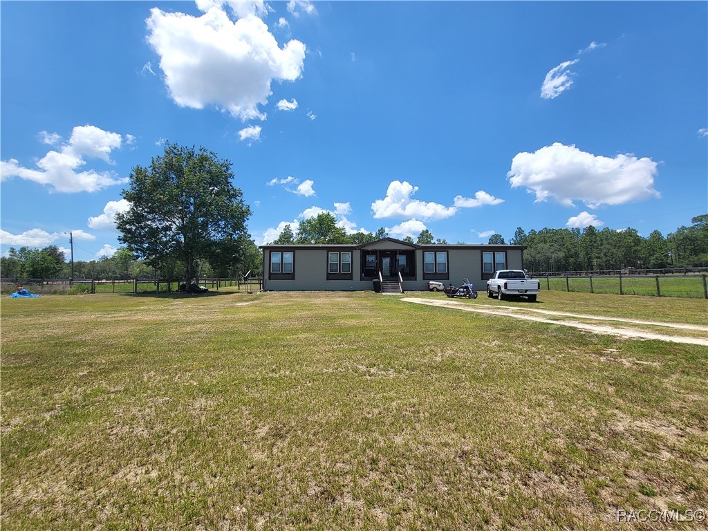 6450 SE 143rd Court, Morriston, New York image 2