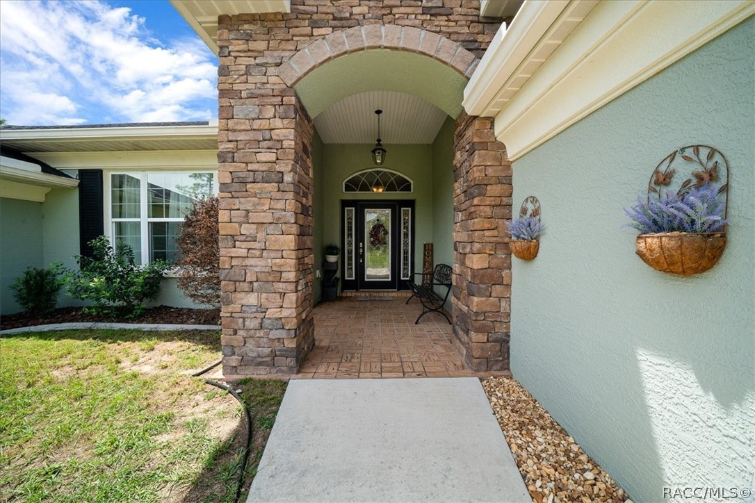 5400 W Yearling Drive