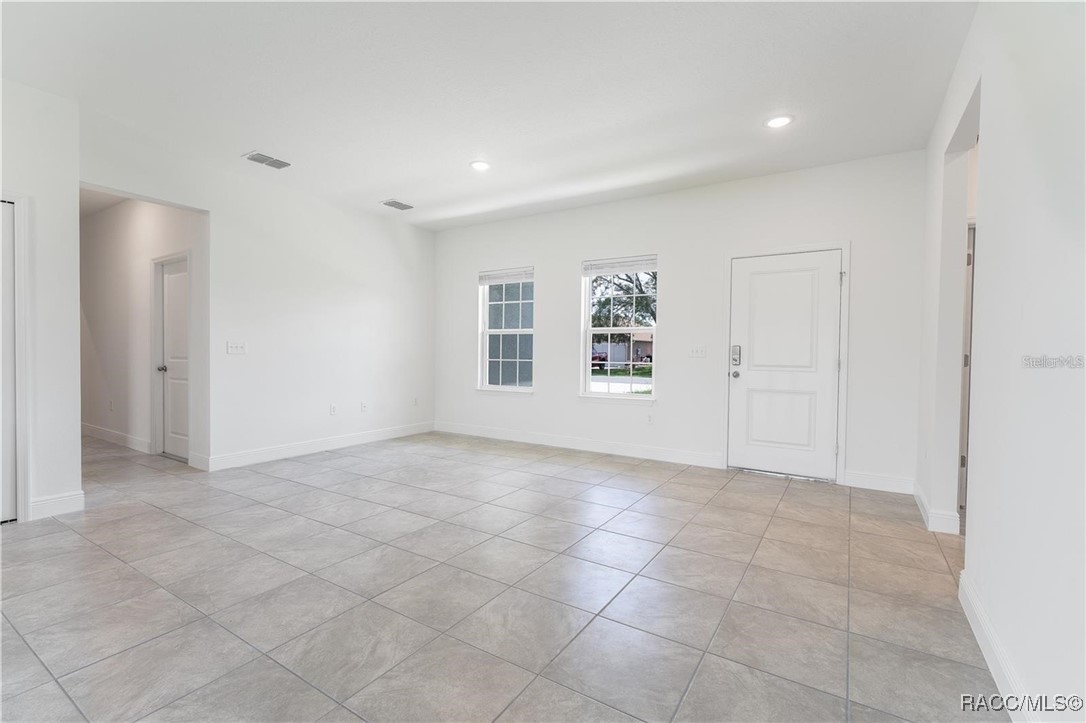 6591 N Roland Drive, Citrus Springs, Florida image 23