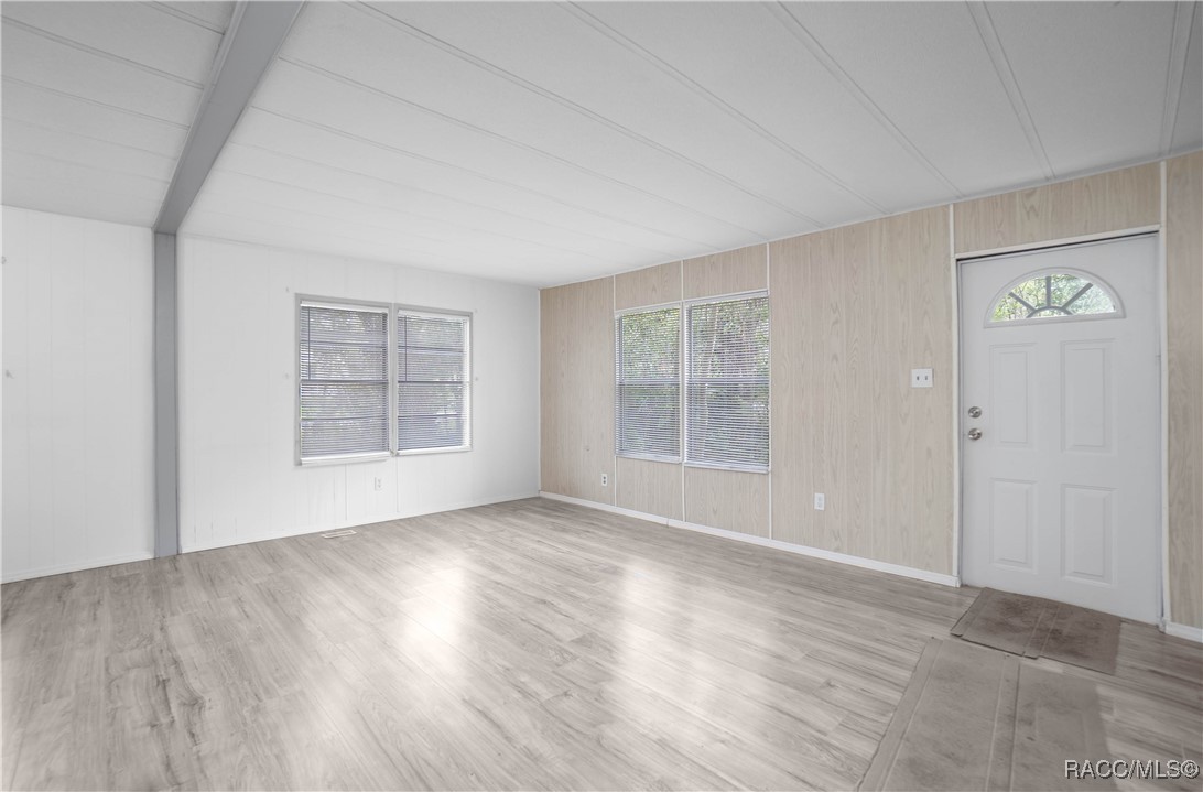 6611 S Withlapopka Drive, Floral City, Florida image 14