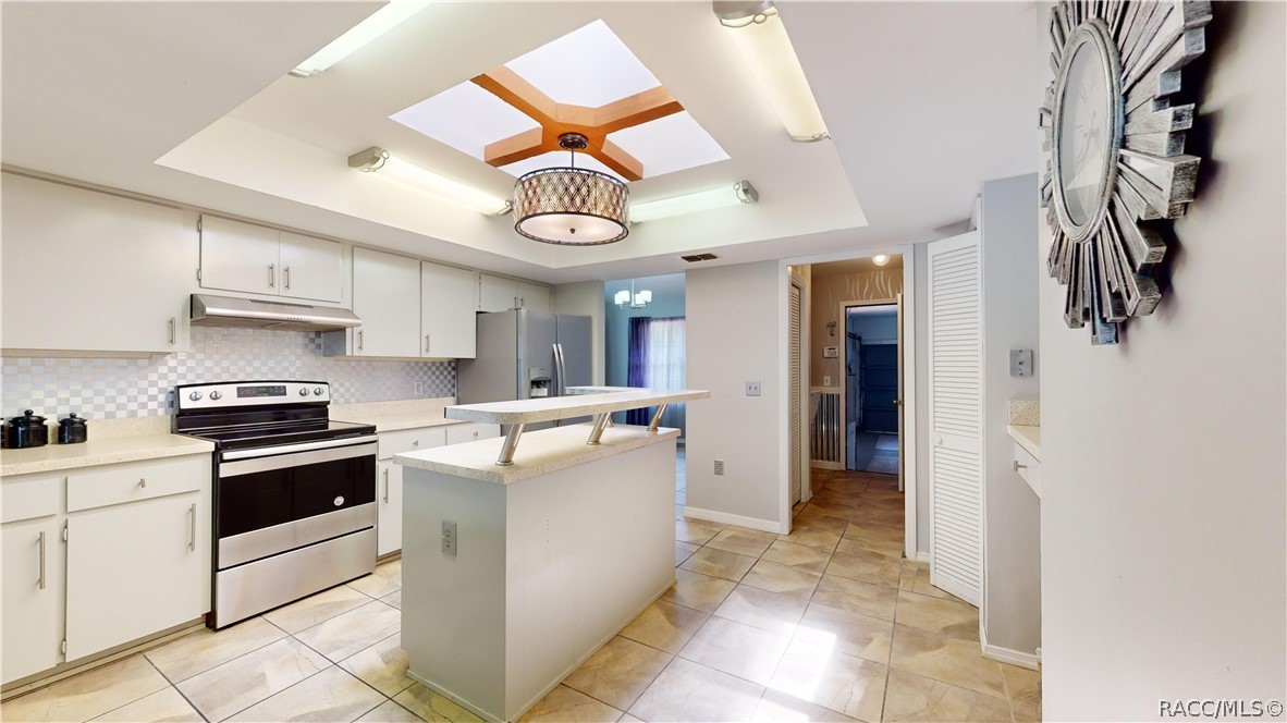 Beverly Hills, Florida 34465, United States, 3 Bedrooms Bedrooms, ,2 BathroomsBathrooms,Residential,Active,58483