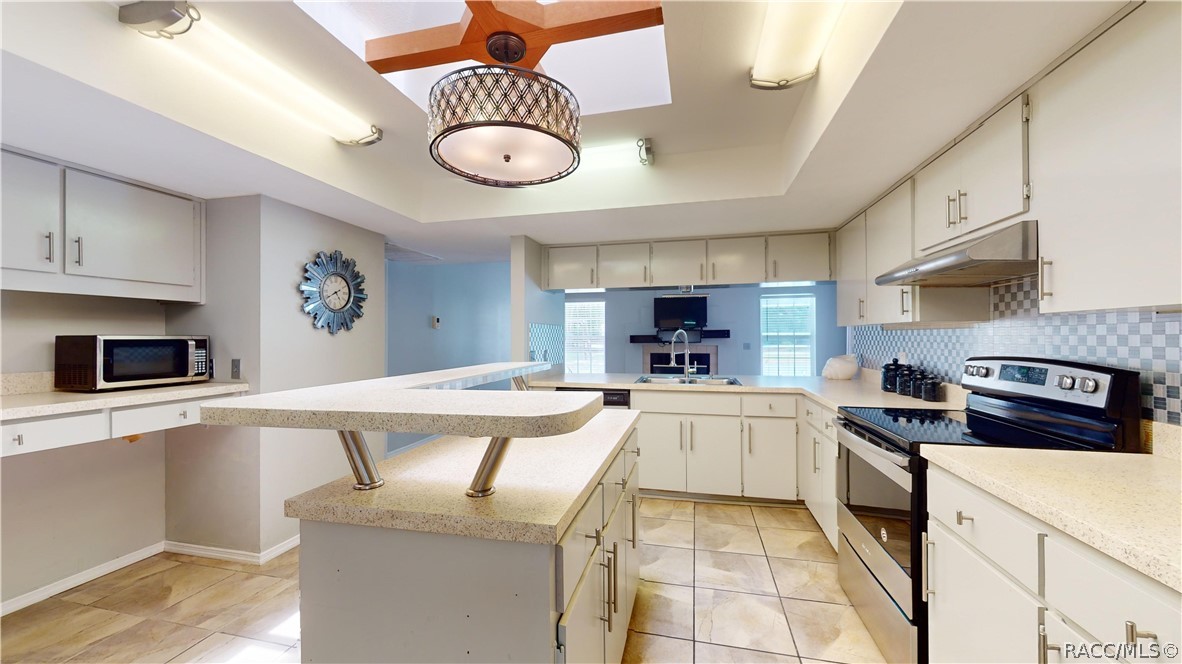 Beverly Hills, Florida 34465, United States, 3 Bedrooms Bedrooms, ,2 BathroomsBathrooms,Residential,Active,58483