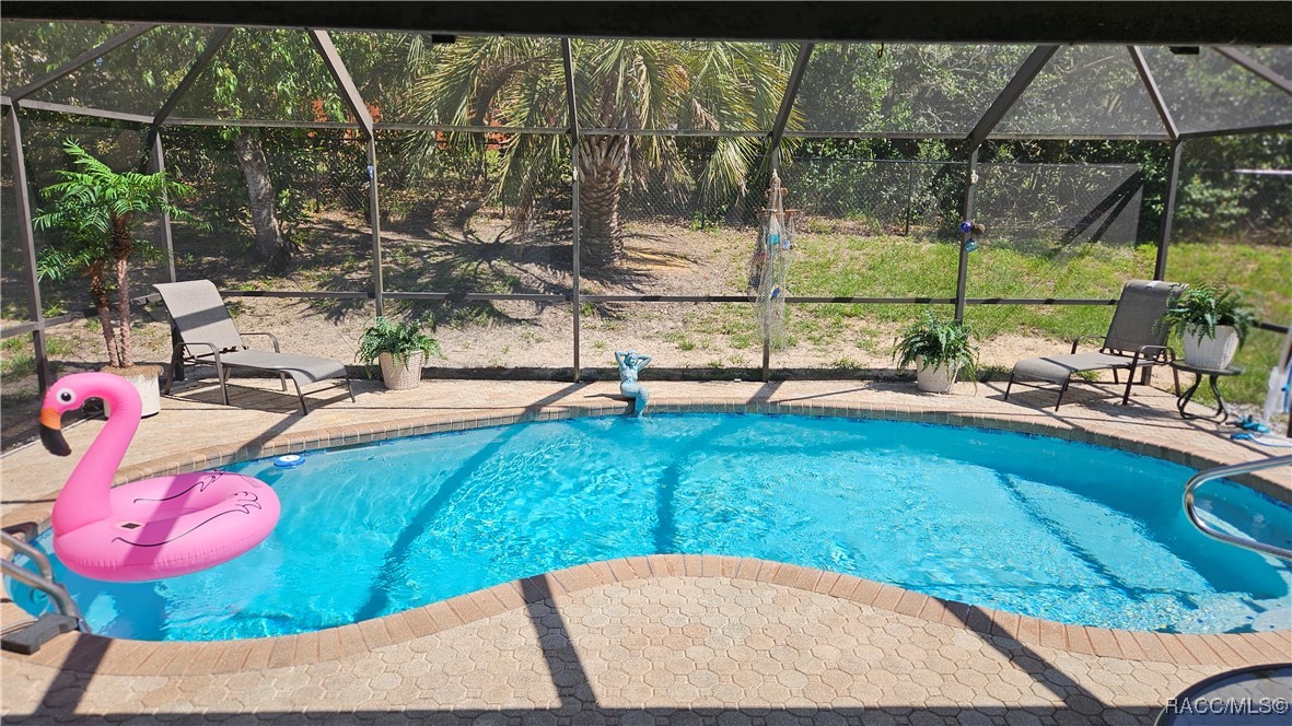 3776 N Honeylocust Drive, Beverly Hills, Florida image 2