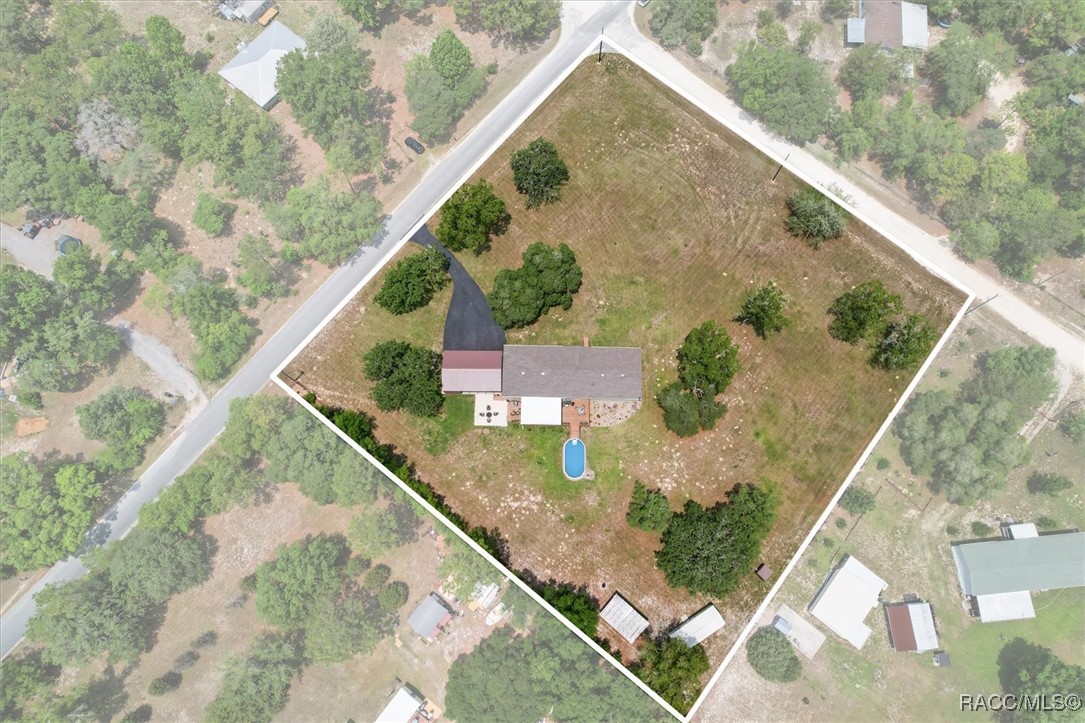 8663 N Zaval Avenue, Dunnellon, New York image 1