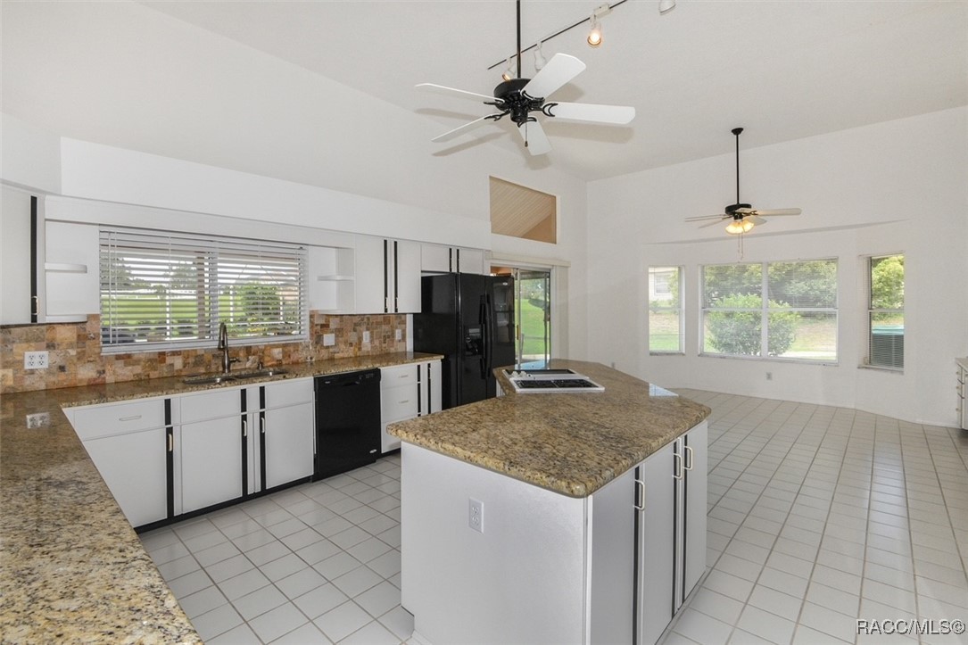 1262 E Triple Crown Loop, Hernando, Florida image 14