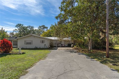Condo For Sale - 8372 E Lake Bradley Road<br/> Floral City, FL 34436