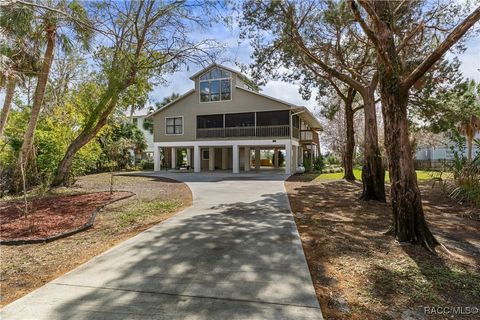 A home in Crystal River