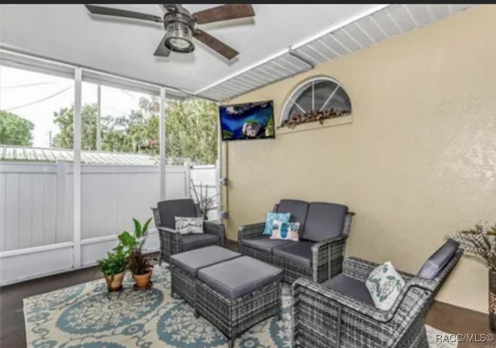 6905 S Aloysia Avenue, Floral City, Florida image 9