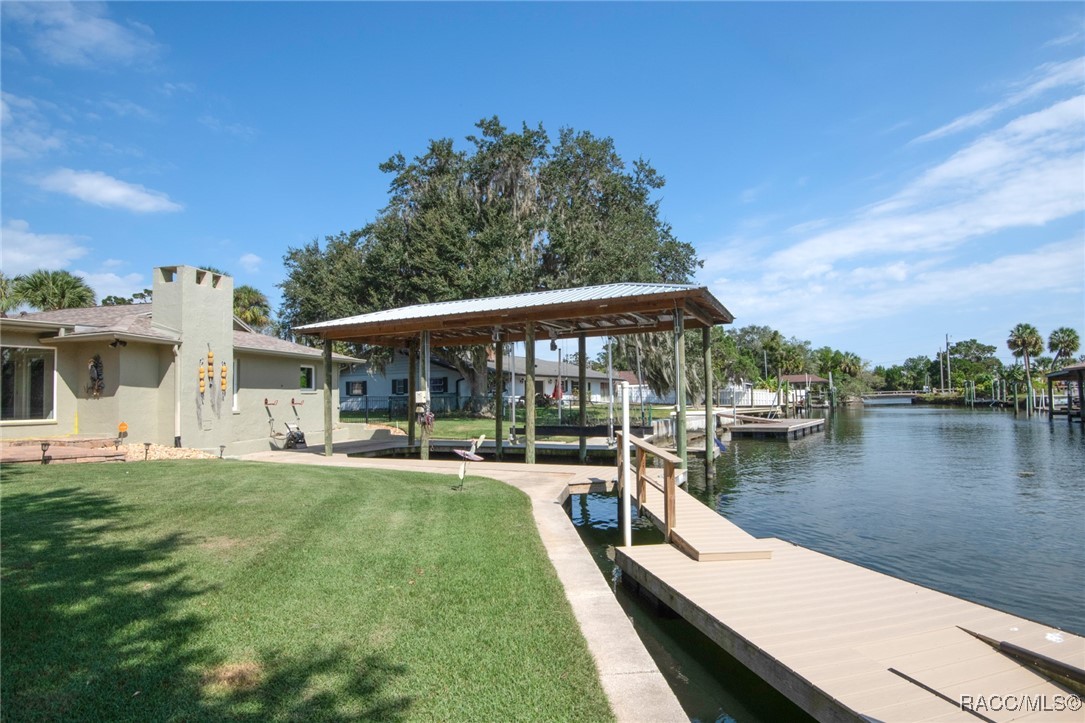 217 SW Kings Bay Drive, Crystal River, Florida image 38