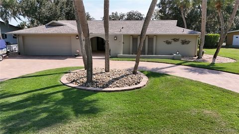 A home in Crystal River