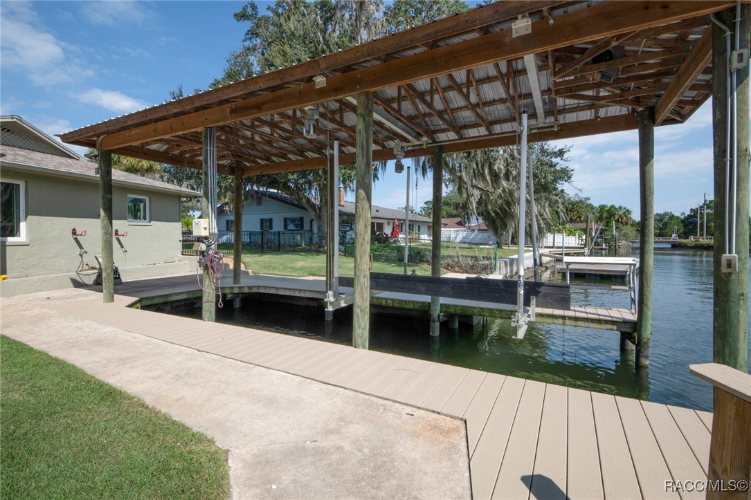 217 SW Kings Bay Drive, Crystal River, Florida image 40