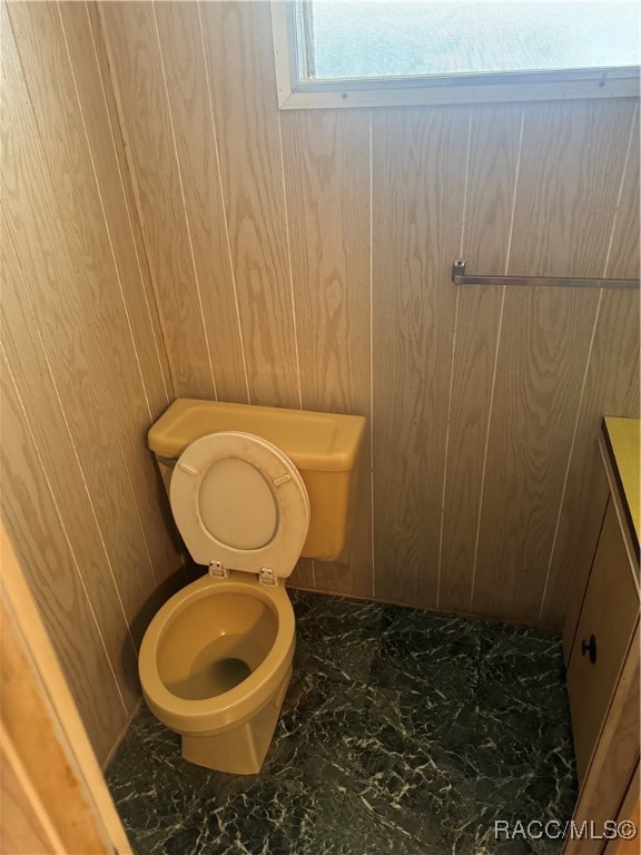 5169 S Castlelake Avenue