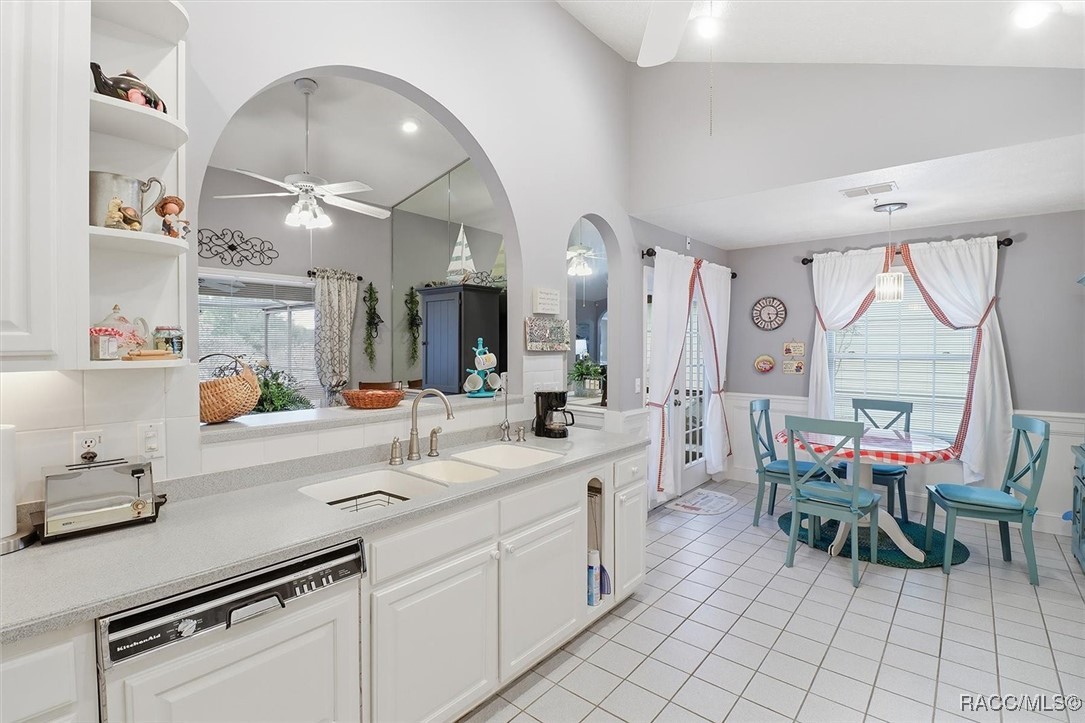 9533 Pelican Cove Court