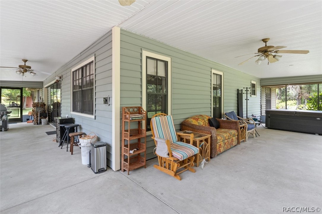 4741 E Lakeview Place, Hernando, Florida image 35