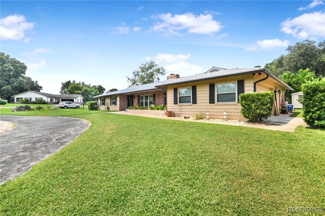 3022 S Circle Drive, Inverness, Florida image 31