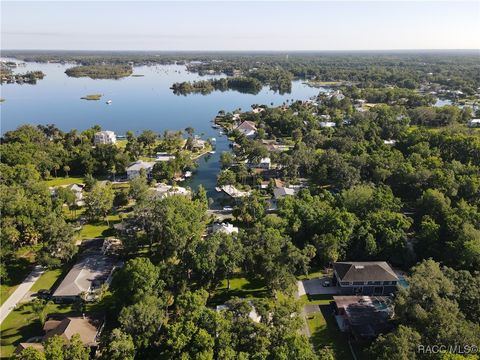 A home in Crystal River