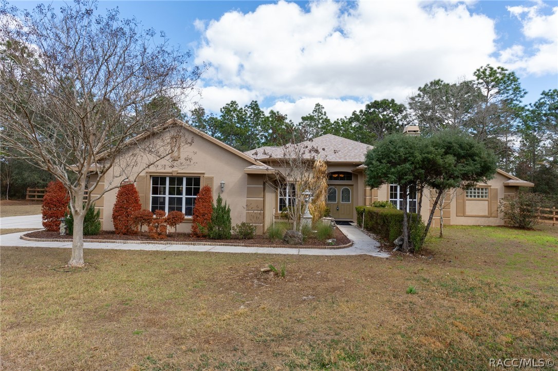 7567 N Fountainhead Drive