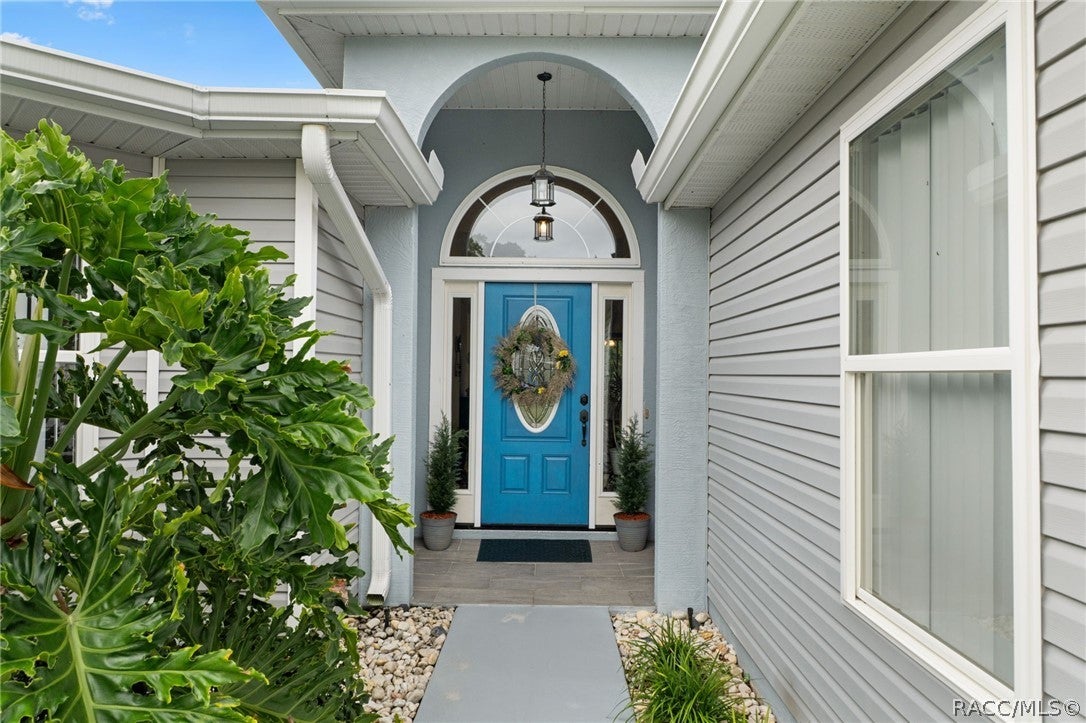 242 N Golf Harbor Path