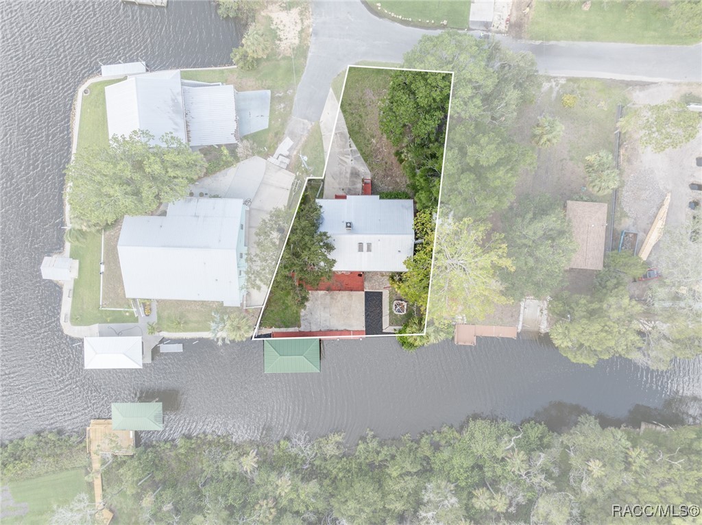 12390 W STANDISH Drive
